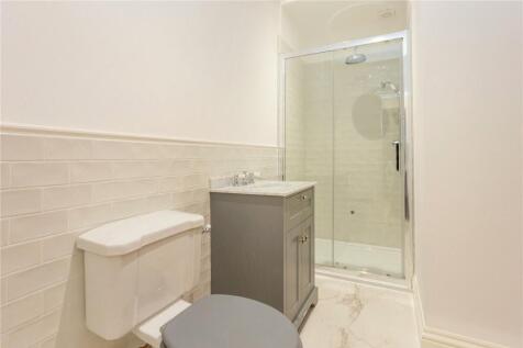 Jack &amp; Jill Bathroom