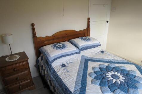 Bedroom 2.jpg