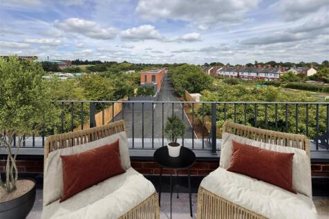 Plot 7 Balcony.jpg