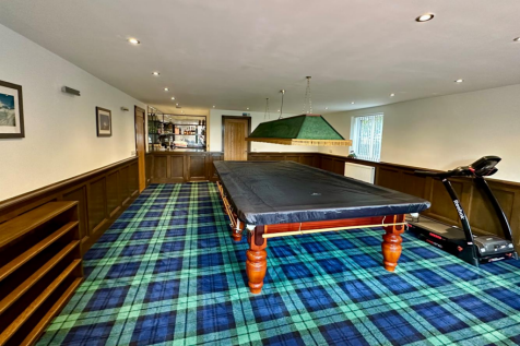 Snooker room.png