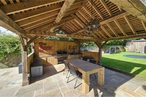 Garden Lodge