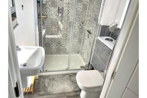En-suite One