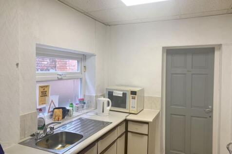 Communal Kitchen
