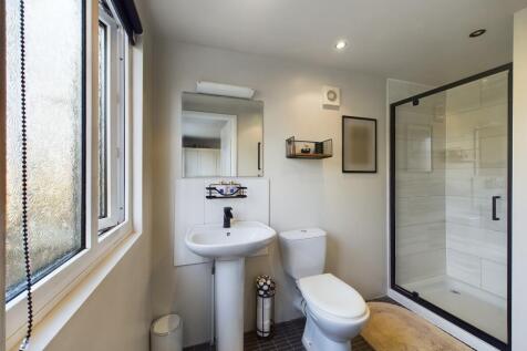 En Suite Shower Room