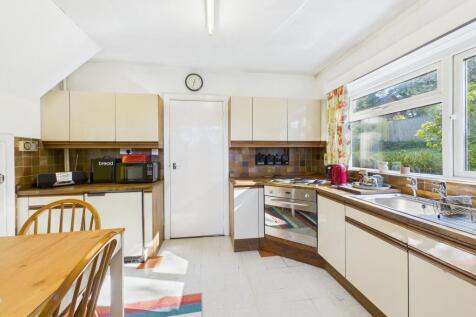 Kitchen and breakfast room