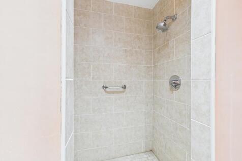 Ground floor shower room/wc