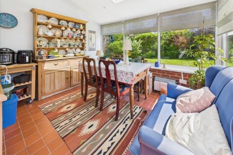 Breakfast Room