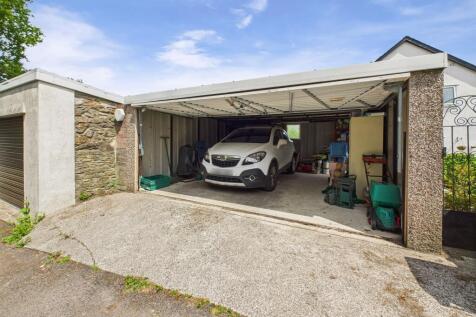 Double Garage