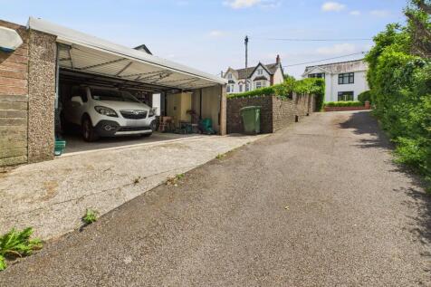 Double Garage