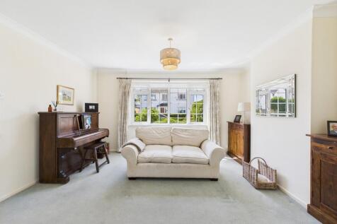 Family room/dining room
