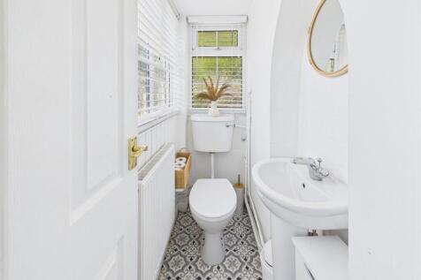Ground Floor WC