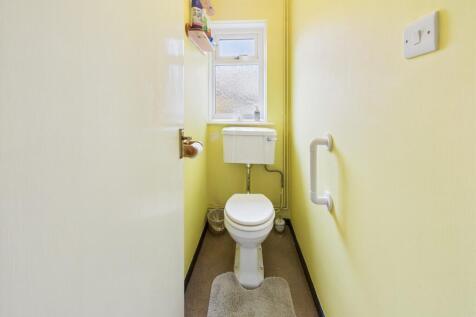 Separate WC