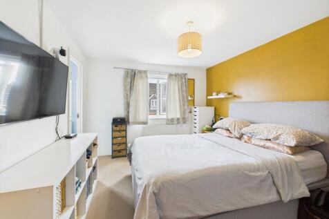 Bedroom 1 with En Suite and Dressing Room