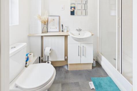 En Suite Shower Room