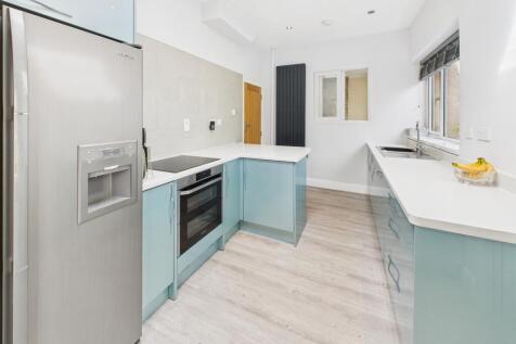 Kitchen and breakfast room