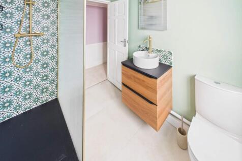 Shower Room/Wc