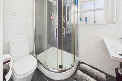 Ground floor shower room/wc