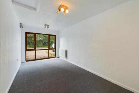 Family room/ground floor bedroom