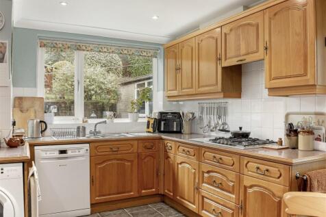Kitchen - C.jpg