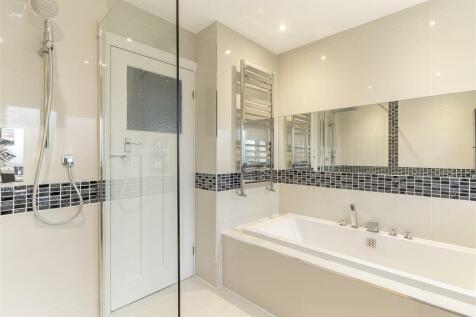 Bathroom - A.jpg