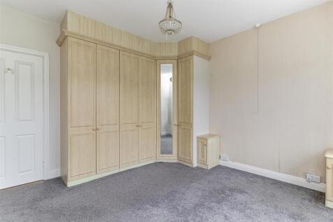 Bedroom 1 - B.jpg