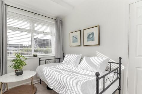 Bedroom 3 - B.jpg
