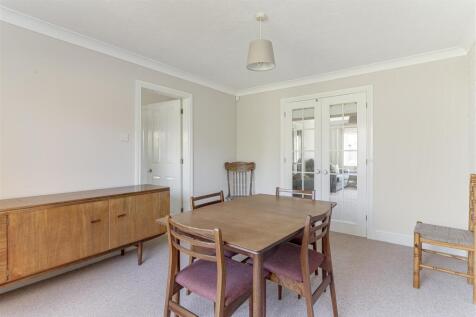 Dining Room - B.jpg