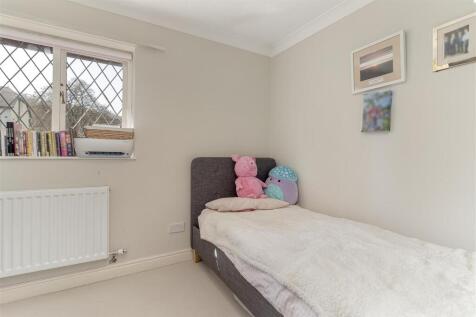 Bedroom 4-Edit.jpg