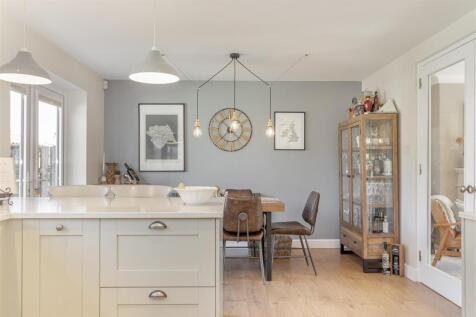 Living Dining Kitchen - F.jpg