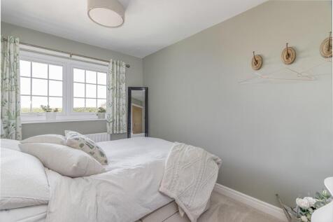 Bedroom 2.jpg