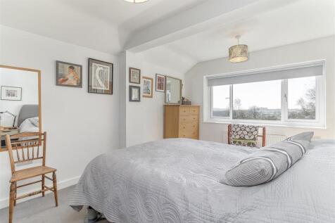 Master Bedroom - A.jpg