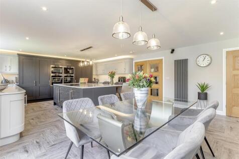 Dining Kitchen - C.jpg