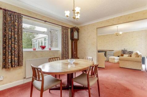 Dining Room - B.jpg