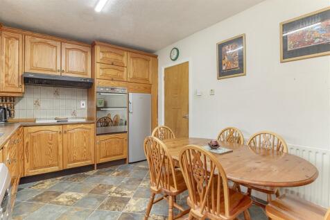 Kitchen - B.jpg