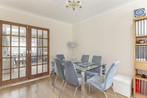 Dining Room - C.jpg