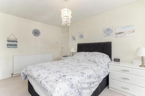 Bedroom 1 - B.jpg