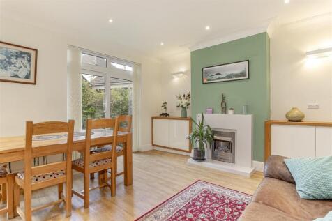 Family Room - B.jpg