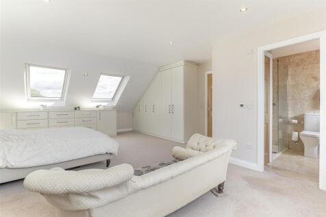 Master Bedroom - A.jpg