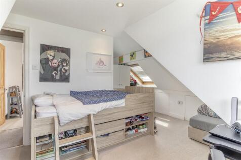 Bedroom 4 - B.jpg