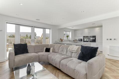 Living Dining Kitchen - B.jpg