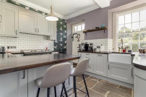 Kitchen - B.jpg