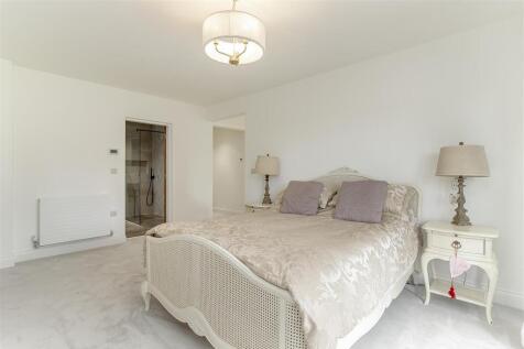 Master Bedroom - A.jpg