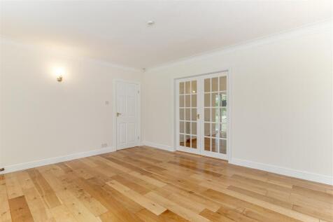 Dining Room - B.jpg