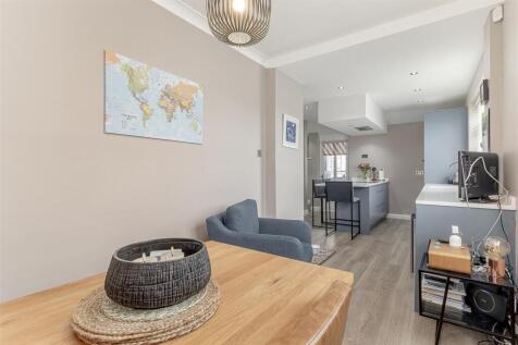 Living Dining Kitchen - E.jpg