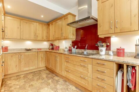 Living Dining Kitchen - E.jpg