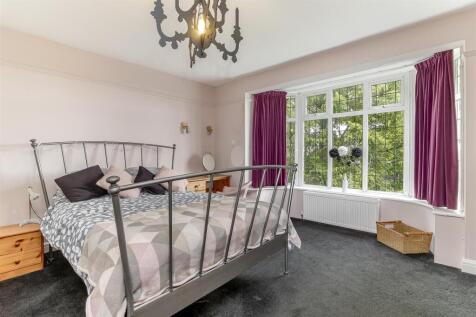 Bedroom 4 - B.jpg