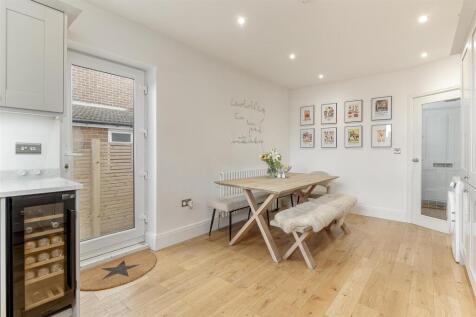 Dining Kitchen - E.jpg