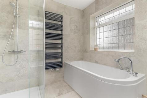 Bathroom - D.jpg