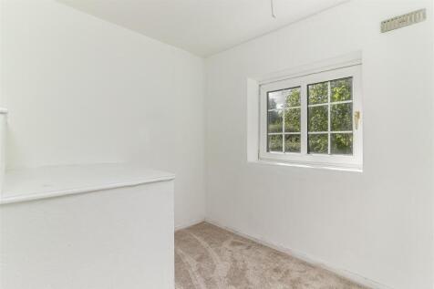 Bedroom 3.jpg