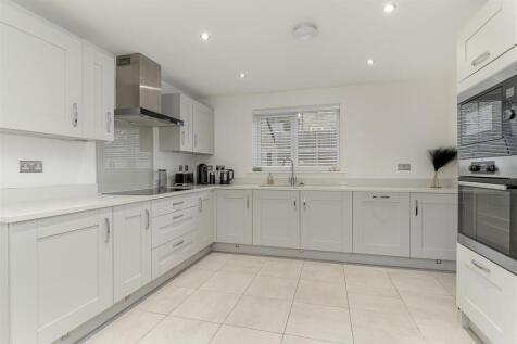 Dining Kitchen - E.jpg